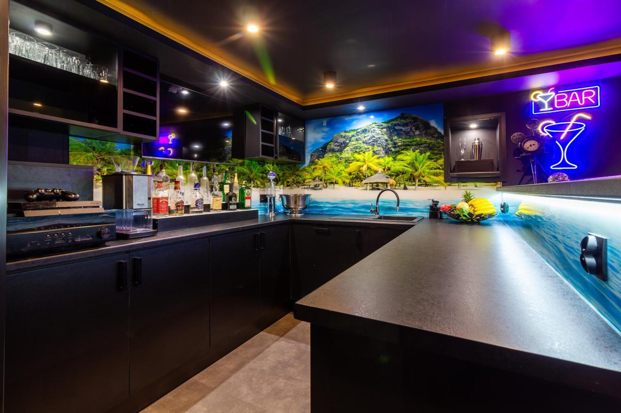 Villa Housecube, Bar , Prywatne Kino, Bilard , Luxus Breslavia Exterior foto