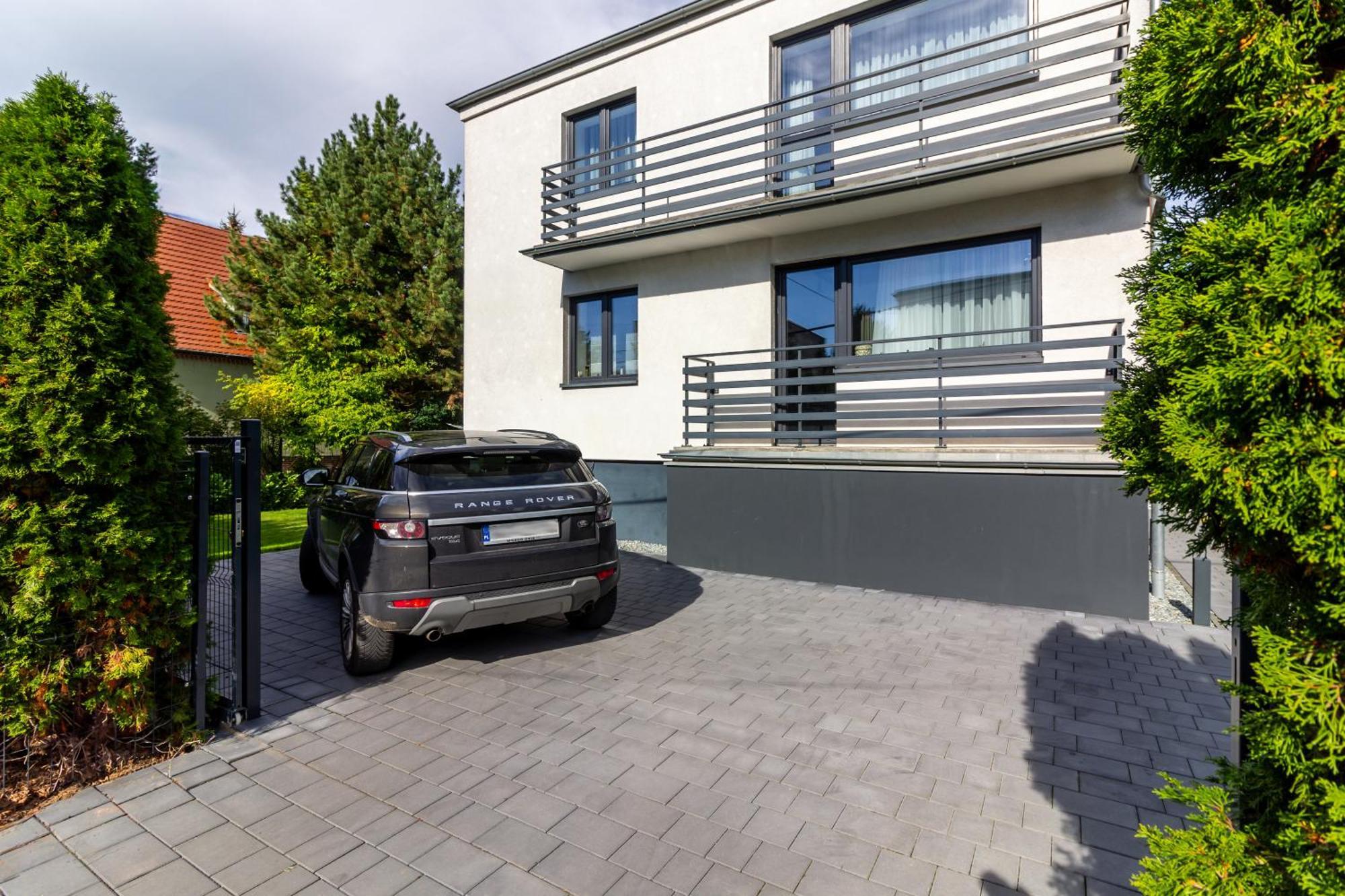 Villa Housecube, Bar , Prywatne Kino, Bilard , Luxus Breslavia Exterior foto